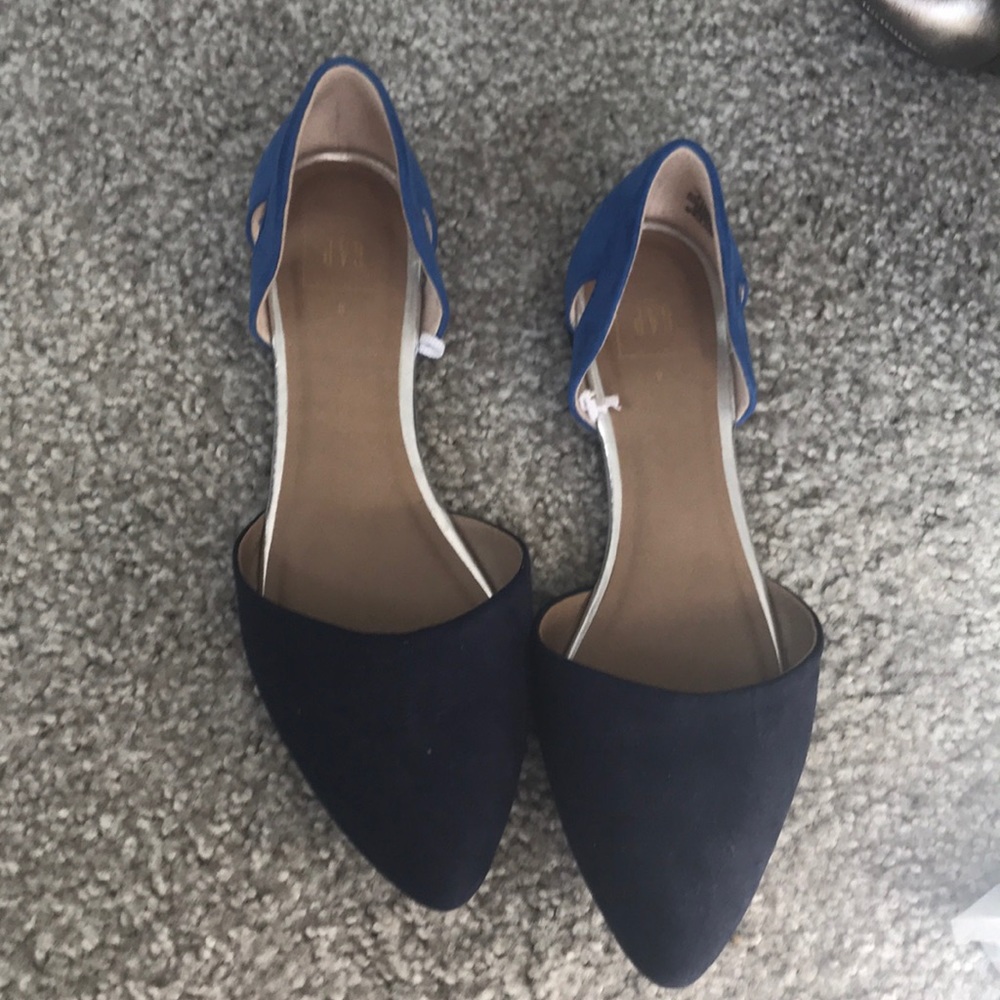 Gap Two-Toned Flats